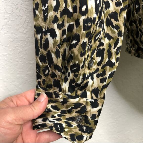 Equipment brown black tan leopard animal print button down top size Large - Picture 13 of 14